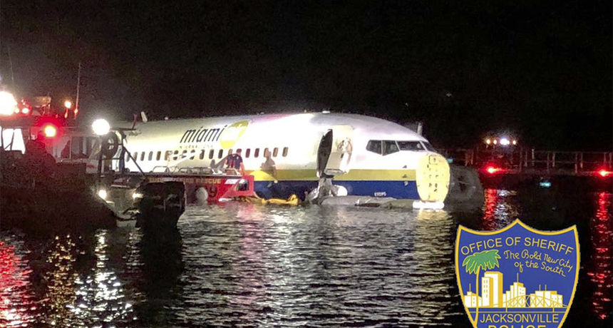 Boeing sa 143 putnika završio u rijeci: 'Zrakoplov je udario o tlo i odskočio! Pilot nije imao kontrolu'