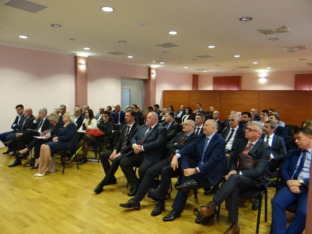 PREDSJEDNIŠTVO HNS BIH Raspravljano o modelima izmjena Izbornog zakona