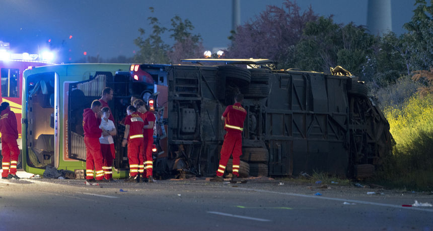 Velika tragedija na njemačkom autoputu: Jedna osoba poginula, više od šezdeset ozlijeđenih