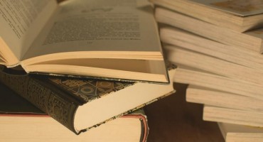 Mostar: Treći međudržavni susret hrvatske književnosti. 