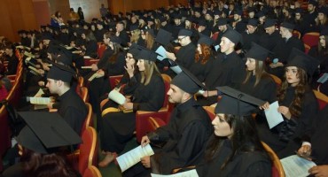 Mostar: Filozofski fakultet promovirao 204 diplomanta