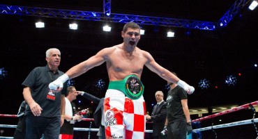 Veličanstven debi u SAD-u: Hrgović nokautirao Corbina u prvoj rundi!