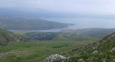 Potpisan ugovor o izvođenju radova na asfaltiranju cesta oko Buškog jezera