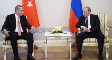 Erdogan i Putin razgovarali o Siriji i krizi vlasti u BiH
