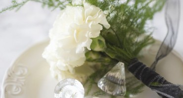 Cvijeće za Majčin dan: Priča koja se krije iza bijelog karanfila