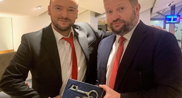 Zovko direktoru slavnog Manchester Uniteda uručio ključeve Grada Mostara