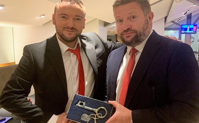 Zovko direktoru slavnog Manchester Uniteda uručio ključeve Grada Mostara