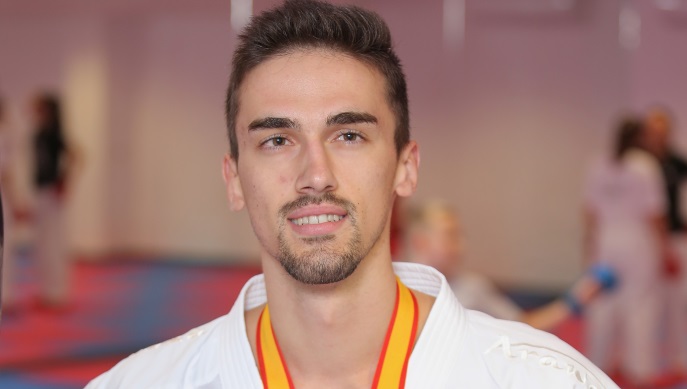 Ivanu Kvesiću zlato, a bratu Anđelu srebro