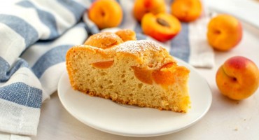 Recept za brzi kolač s marelicama