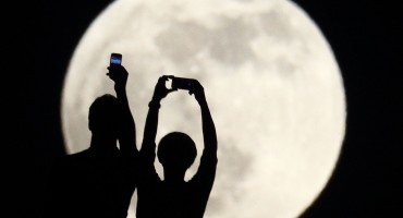 Na Mjesecu se pojavljuju čudni bljeskovi koje znanstvenici ne mogu objasniti