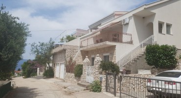 Prodaje se kuća na moru