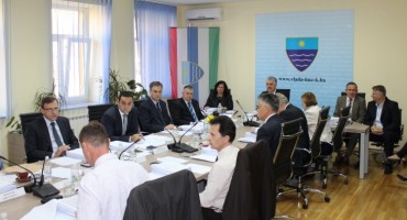 Vlada HNŽ, Vlada HNŽ, Vlada HNŽ, obitelj, Vlada HNŽ, izvansudske nagodbe