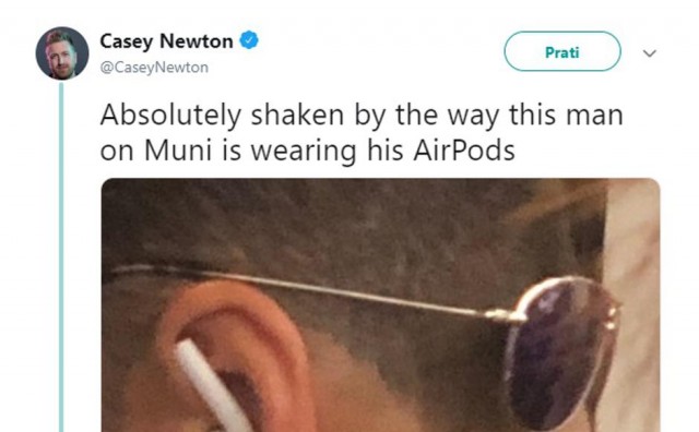 Iznenadit će vas kako neki ljudi nose slušalice