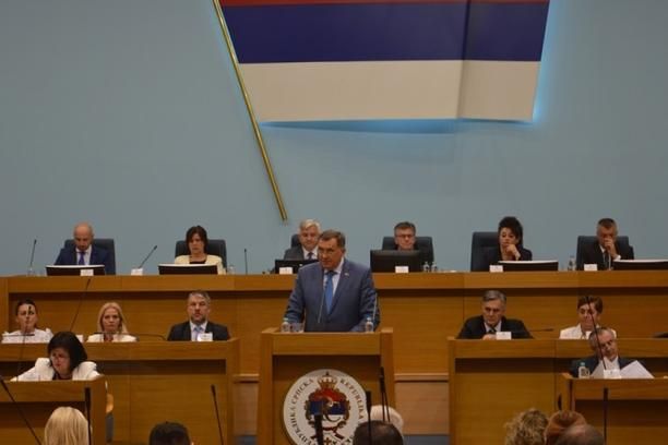 Skupština RS-a potvrdila Dodikovu izjavu protiv zaključaka Predsjedništva BiH