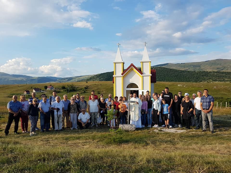 Osmo pjesničko sijelo u Koritima u čast Don Jurja Gospodnetića