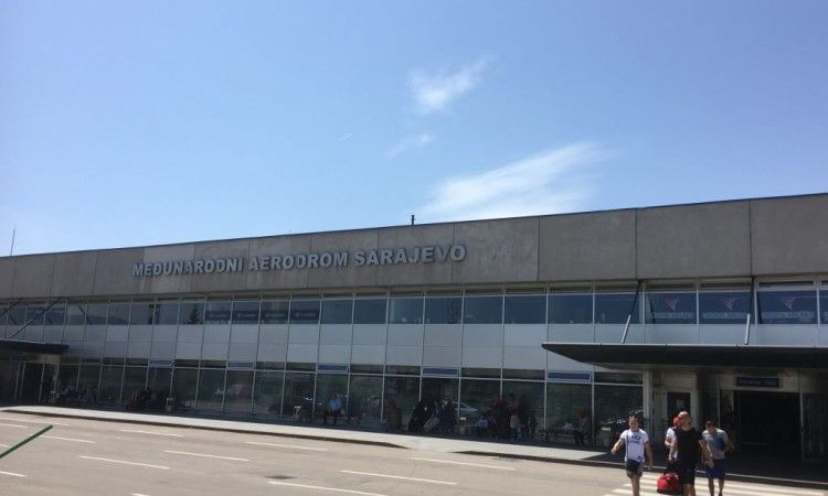 Na aerodromima u FBiH promet putnika veći 2,4 posto, tereta manji za 17,3 posto