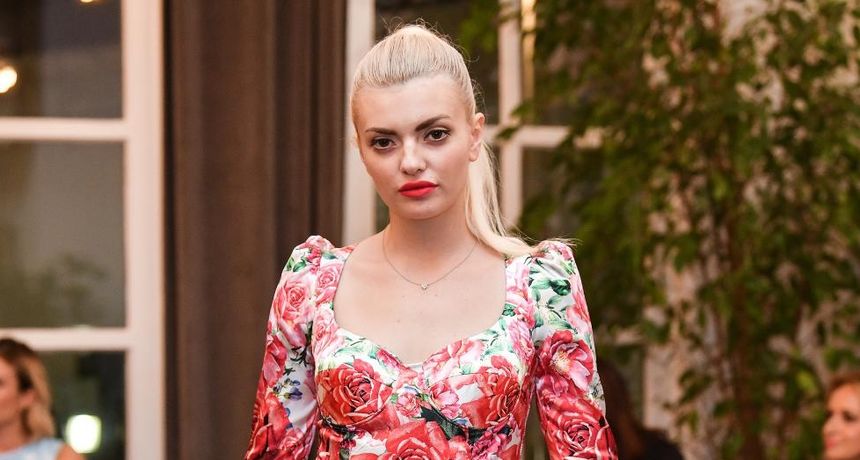 Ella Dvornik obradila hit Lepe Brene: 'Trebala bi ovo češće raditi'