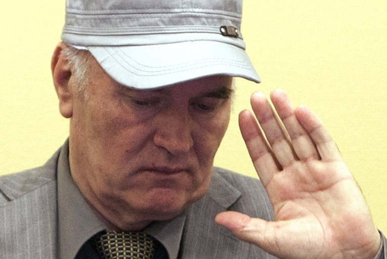 Ratko Mladić završio u bolnici