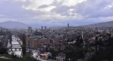 U BiH umjereno oblačno, popodne mogući pljuskovi i grmljavina 