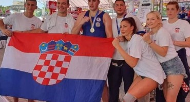 Petar Drežnjak u Bangkoku postao svjetski muay thai prvak
