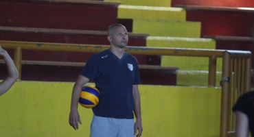 Najveći stručnjaci započeli rad s odbojkašicama na kampu u Čapljini