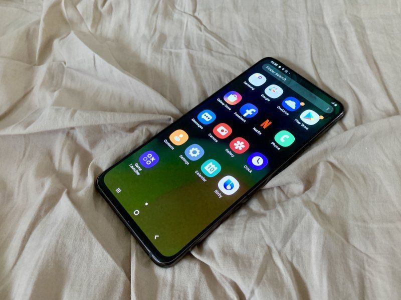 Isprobali smo Samsung Galaxy A80 - smartfon masivnog ekrana s jednom neobičnom značajkom