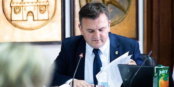 KADIJA TE TUŽI, KADIJA TE SUDI: Petra Škorića šokirao slučaj Škalamera