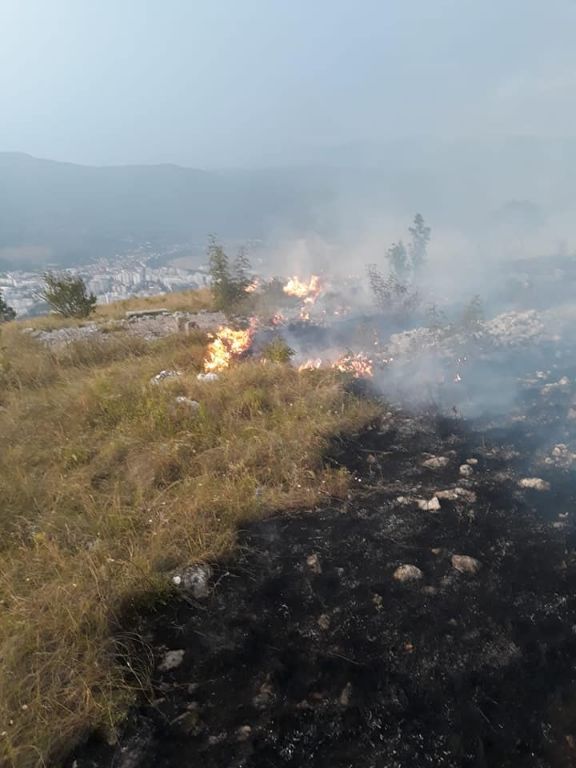 Požar na Humu nakon udara groma