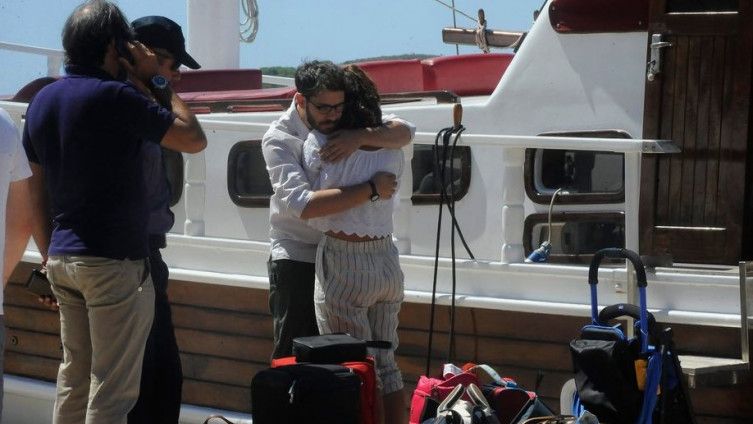 Preživjeli talijanski turisti s broda na Hvaru vratili se na mjesto tragedije