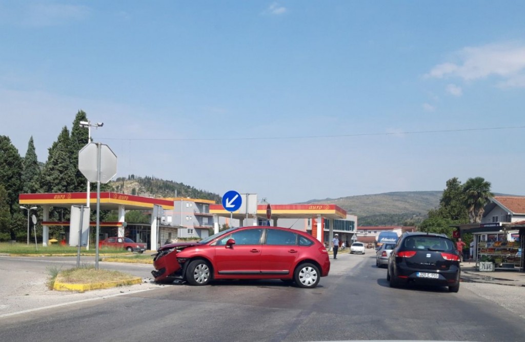 Čapljina: Prometna nesreća u Tasovčićima