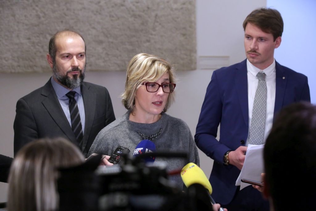 GI Narod odlučuje: Očekujemo ponovno pregledavanje potpisa birača za referendum