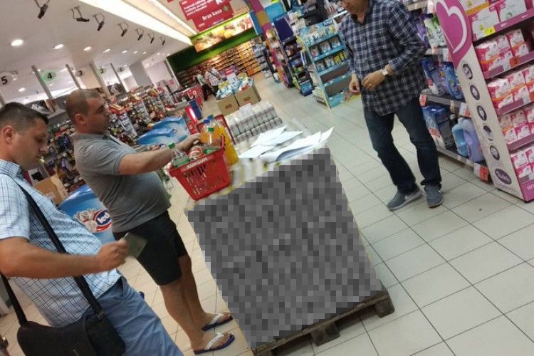 Banjalučanin napunio korpu robom sa isteklim rokom pa pozvao inspekciju