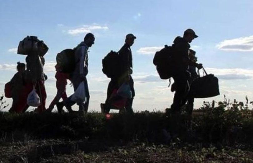 Grupi migranata iz Pokupskog policija izdala rješenja o povratku u BiH