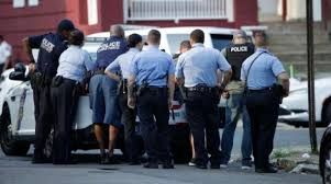 SAD: SWAT tim oslobodio zarobljene kolege, ranjeno šest policajaca