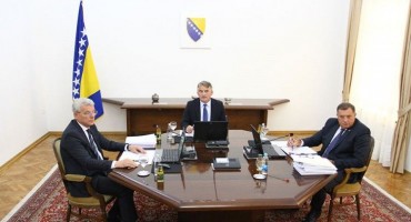 predsjedništvo bih, sjednica, Željko Komšić, Milorad Dodik političar iz RS-a, Šefik Džaferović