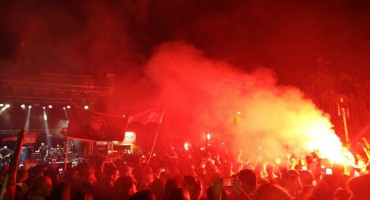 Široki Brijeg: Vatrena atmosfera na Thompsonovom koncertu  