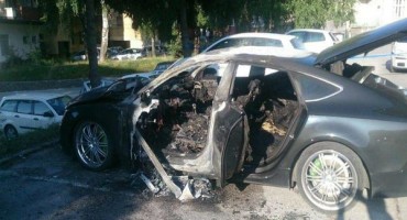Pokušaj prevare u Travniku: Mladić platio da mu se zapali Audi