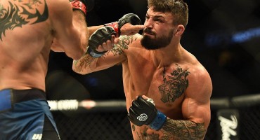 Perry doživio možda i najgadniji lom nosa koji ste vidjeli