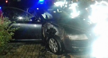 Mostar, požar, automobil