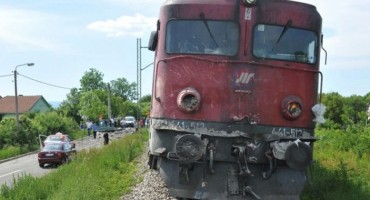 Vlak udario ženu kod Doboja