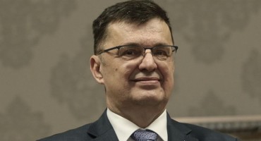 Željko Komšić poslao zahtjev za sigurnosne provjere Zorana Tegeltije