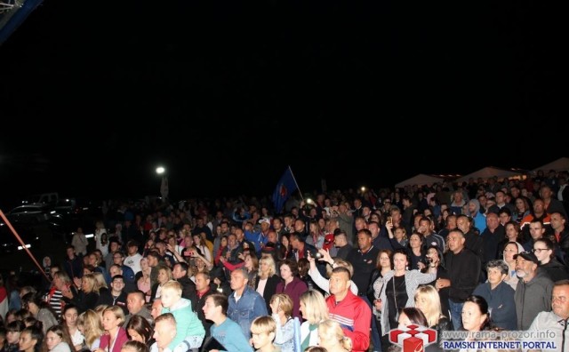 U etno selu Remić održan veliki koncert Mate Bulića i prijatelja