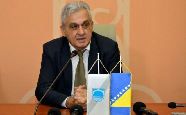 Gradonačelnik Bešlić osudio prijetnje parohu Borovčaninu
