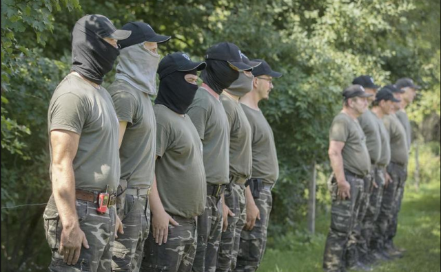 Maskirani muškarci kampiraju na 20 kilometara od hrvatske granice