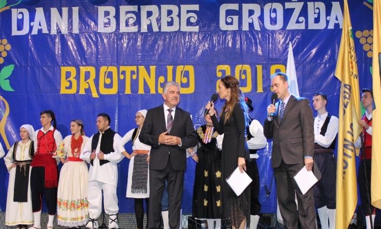 Herceg u Čitluku: Žilavka i blatina promoviraju Brotnjo i Hercegovinu
