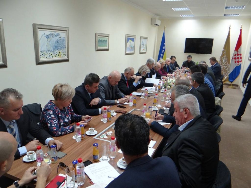 Džaferović je napadom na HVO opasno zamjenio teze i nameće iskrivljenu povijest BiH