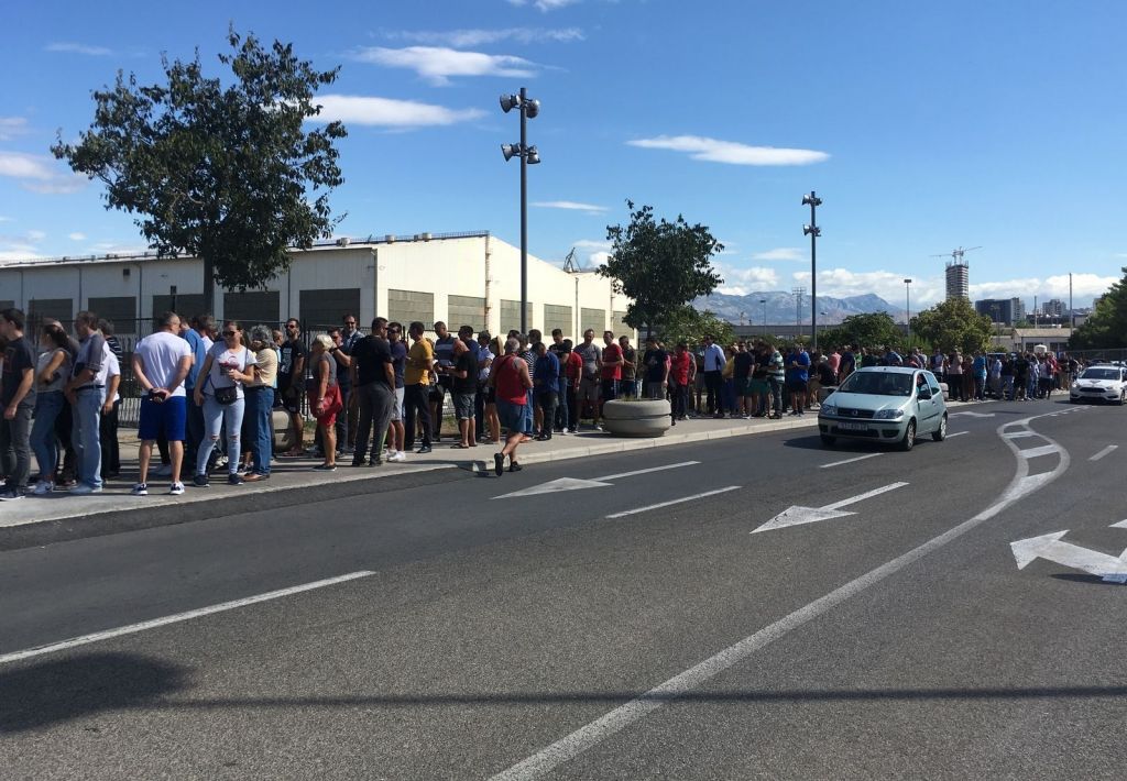 Poljud gotovo rasprodan prvog dana, ostalo 2.000 ulaznica protiv Mađarske