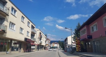 Mali bh. grad u šoku: Baka podvodila 11-godišnju unuku