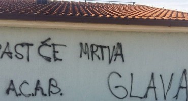 Kamp NK Široki Brijeg na Blatu išaran prijetećim i uvredljivim porukama