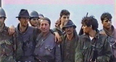 Originalna video snimka sa Trpinjske ceste u Borovom Naselju u Vukovaru snimljena 18. rujna 1991.